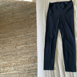 Koral - Midnight Blue yoga pants - shiny M